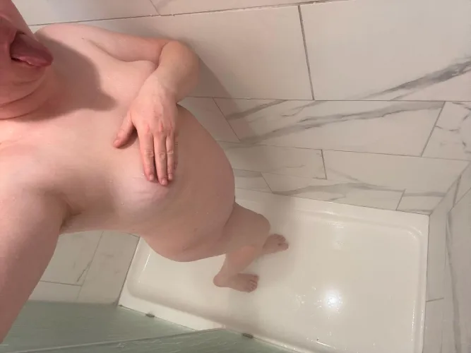 I love a hot shower by leahlately