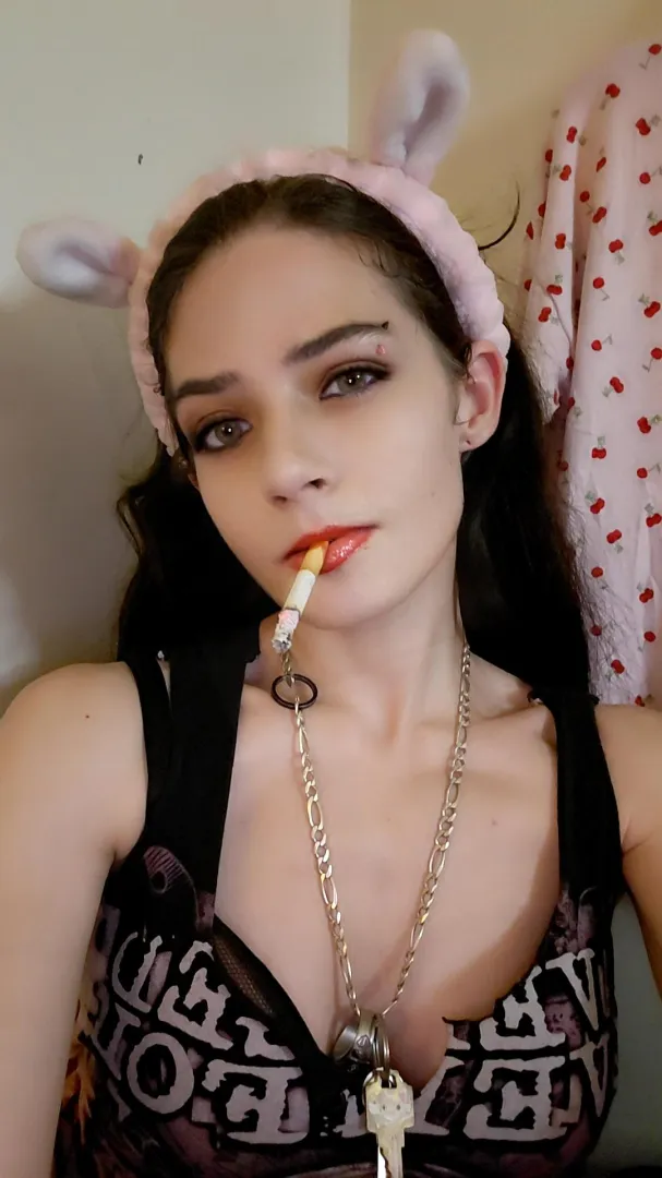 I love a late-night smoke, dont you? posted by Fit-Minimum8467