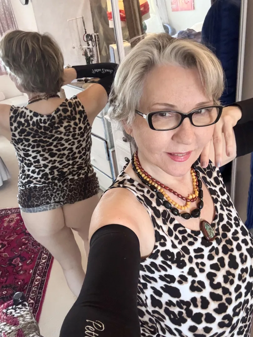 i love a young buck posted by petradaniels