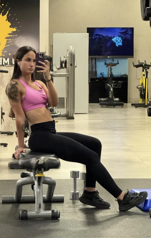 I love being a gym girl by MeganBellbaby