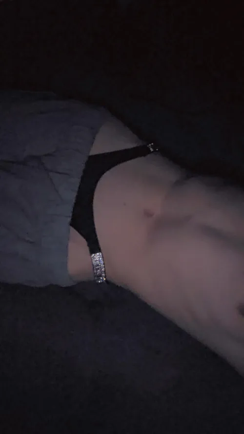 I love being hot and submissive by Chloe_Air