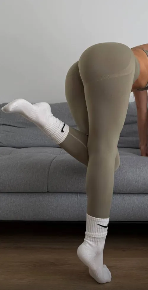 I love getting sweaty in my leggings by DotNo8955