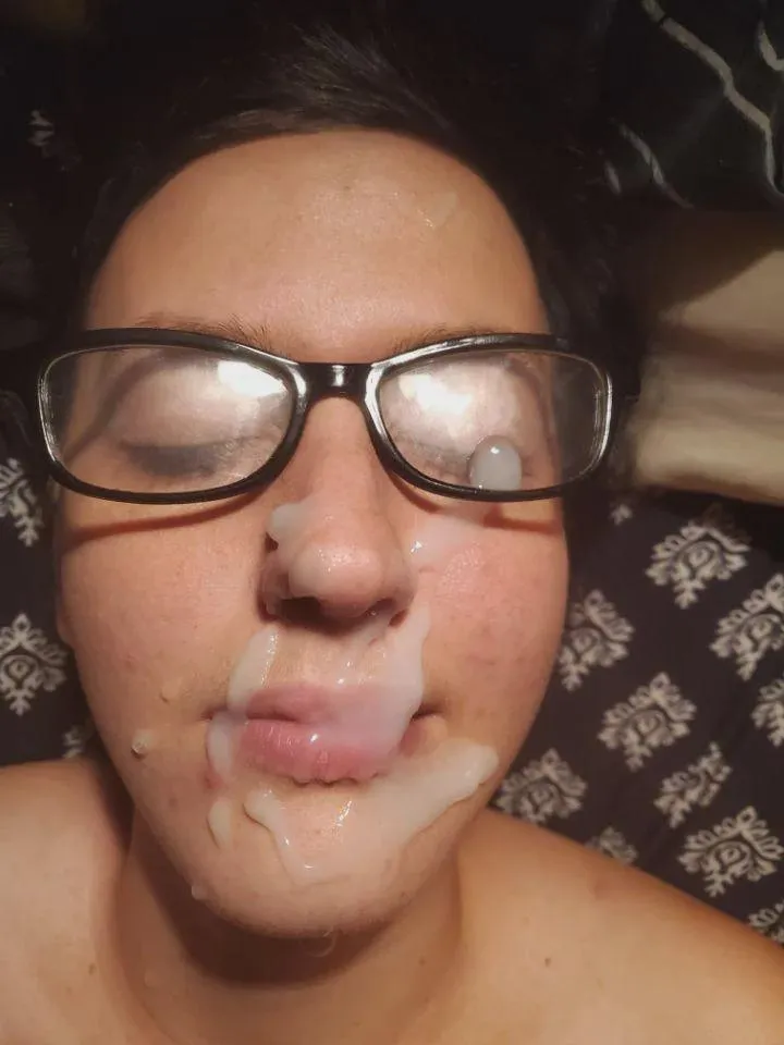 I love hearing the sound he makes from big loads posted by joshbell8732