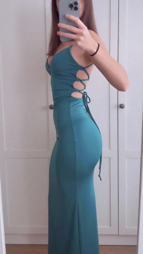 I love how this dress fits posted by Tiny_French_Blueeyes