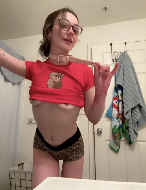 I love it when I catch you looking at me telegram @humorhoney by humorhoneykisses