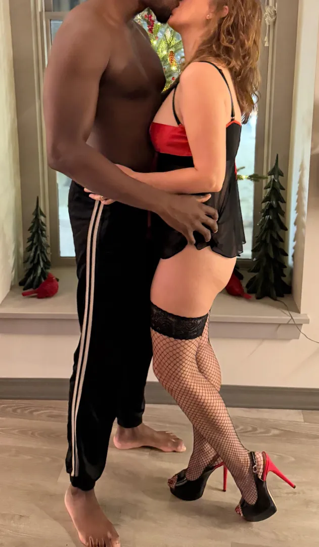 I love kissing my bulls so much while hubby looks on. ;) posted by TheAspenRose