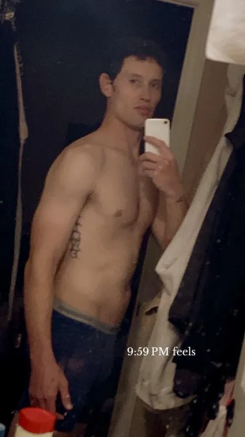 I love milfs by Junior_Fortune3327