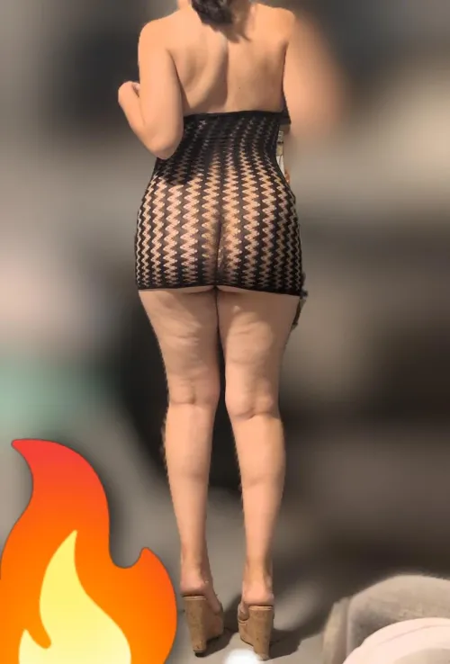 I love my curves and booty  by hotappy-wife