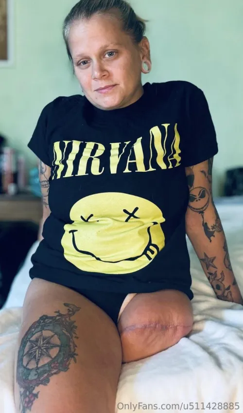 I LOVE my leg by Puzzled_Comfort_9405