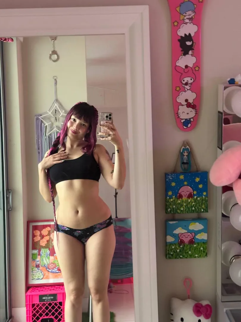 i love my spongy legs <33 posted by ginikawaii