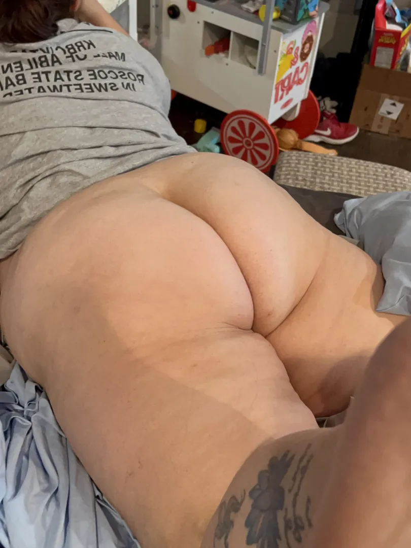 I love my wifebutt posted by fannybandit1