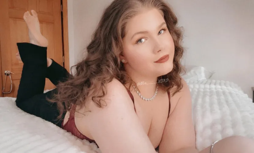 i love our toxic little one sided relationship such a lovesick little money dispensing drone for me  by GoddessMiaXOXO_