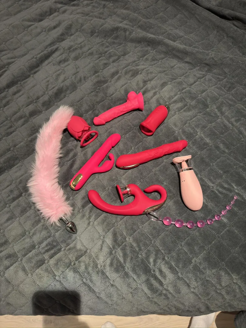 I love pink toys posted by Angelfromheavenn_