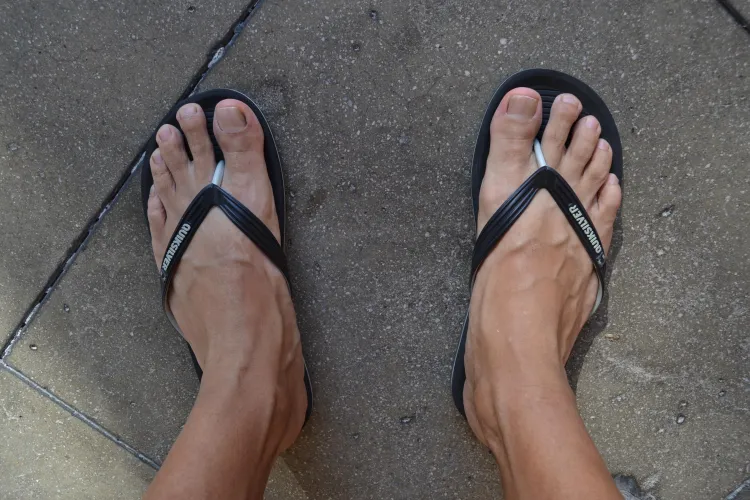 i love showing my feet. You like them? by Hairy-Item-1118