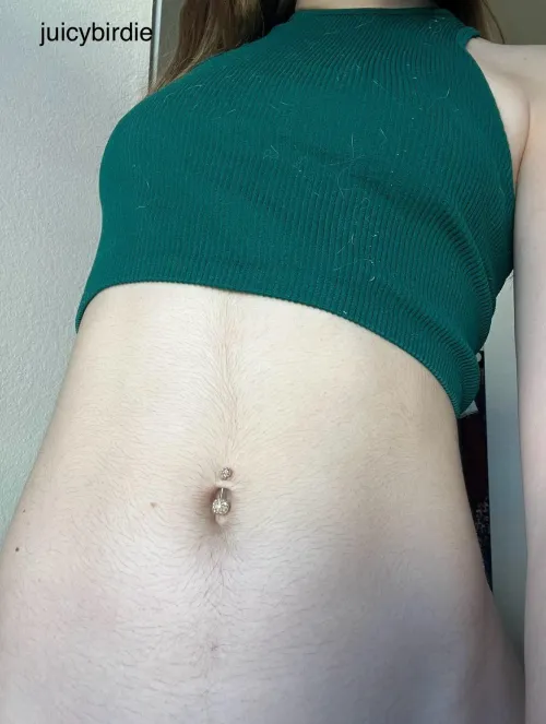 i love showing off my belly by juicybirdie
