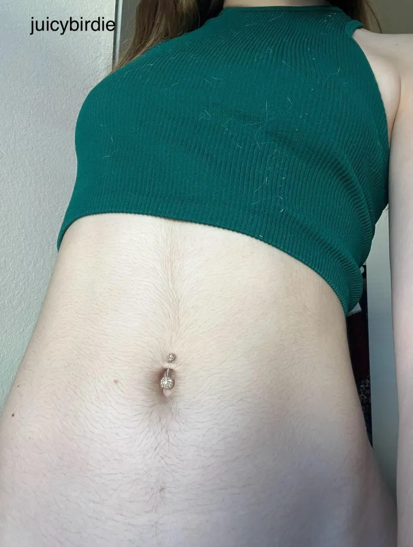i love showing off my belly posted by juicybirdie