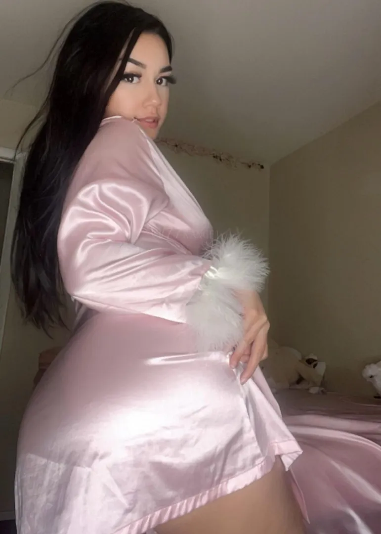 I love the combination of smooth satin & soft fur  posted by 77kangel