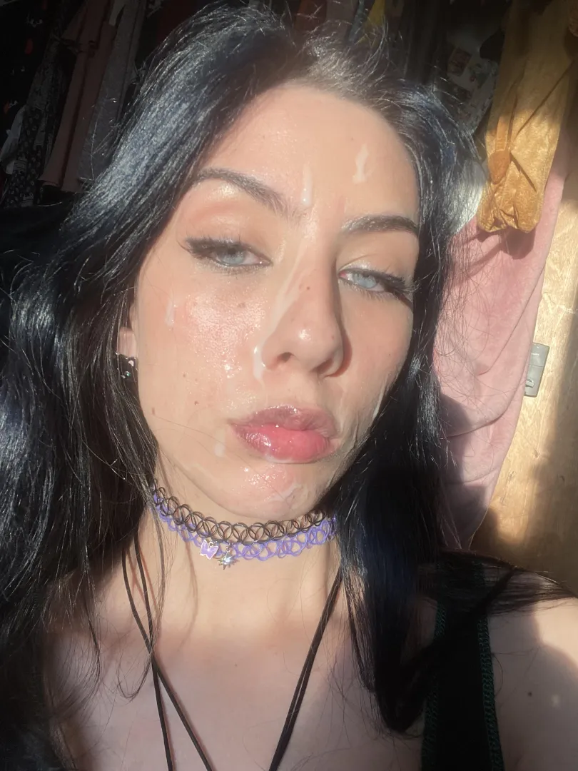 I love the feeling of warm cum posted by Lala_levithan