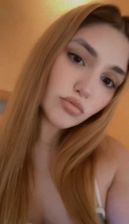 I love the natural color of my lips by Equivalent-Study2223