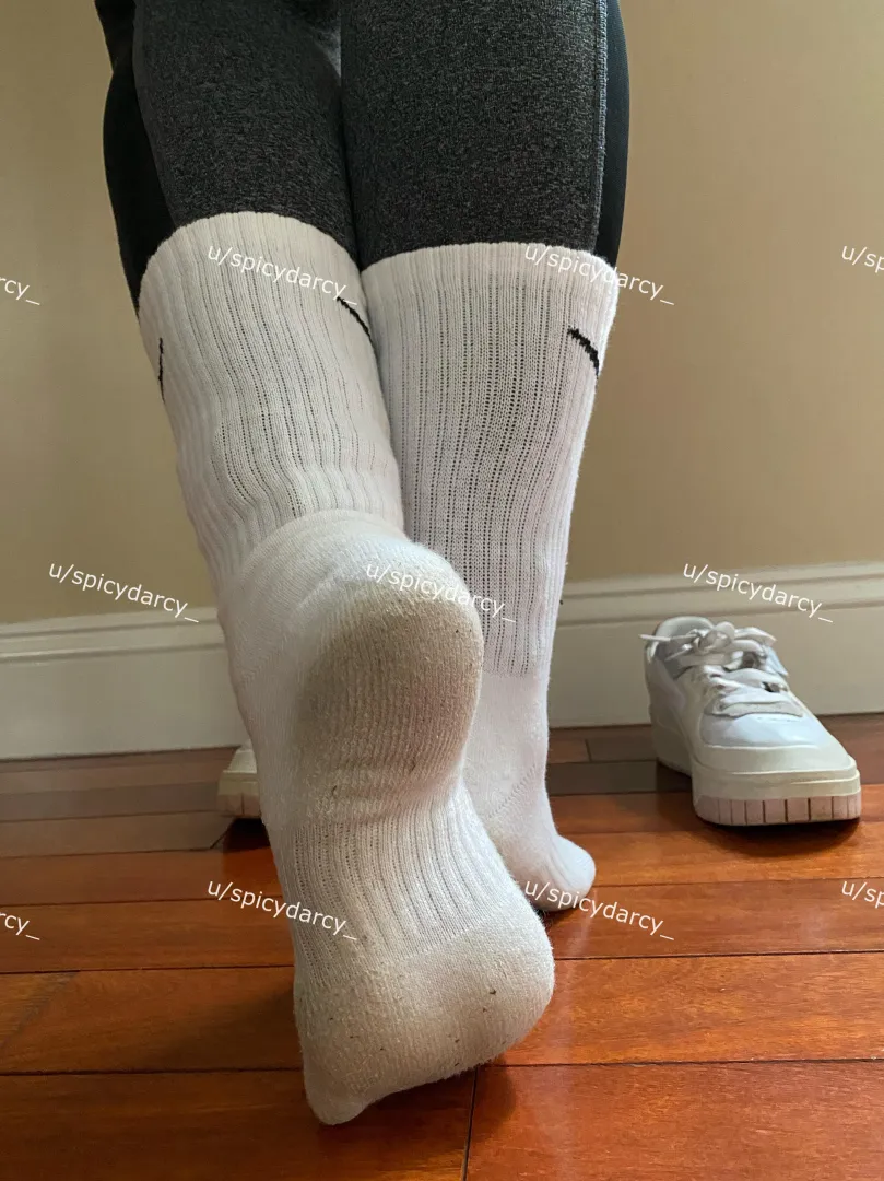 I love the prints on these Nikes …what about you? [selling] [USA only] posted by Spicydarcy_