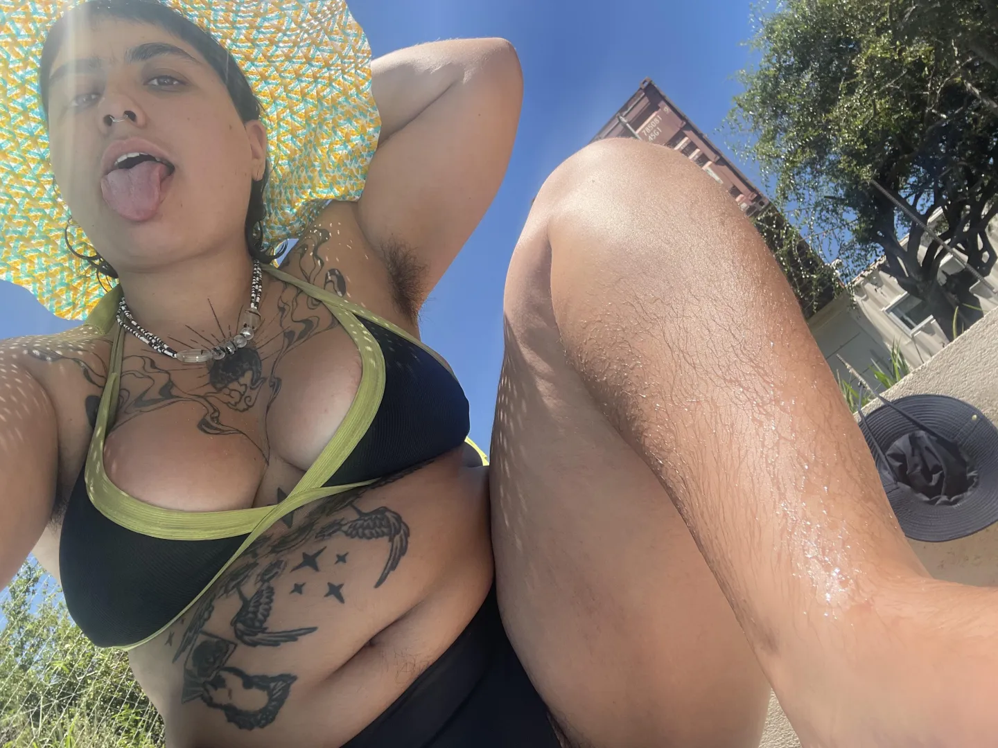 I love to be worshiped posted by lebrava