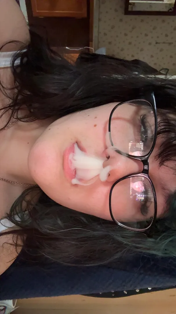 I love toking in the morning  posted by Peachess101