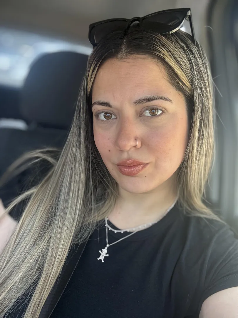 I love using lipstick posted by jesdaxx