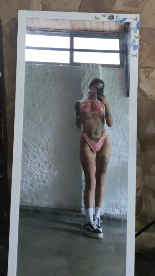 I love watching big strong men turn pathetic. by _assthetixxx