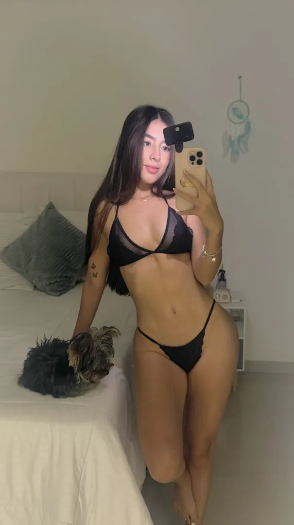 I love wearing black just for you posted by sweet_peachhy