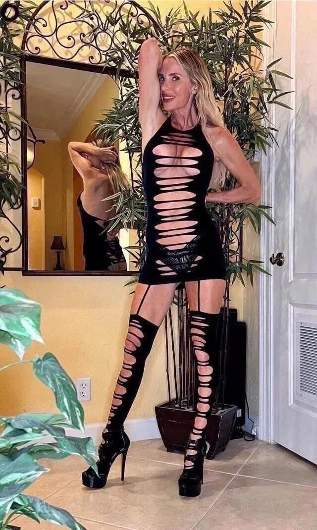 I love wearing sexy outfits posted by kimboslice-23