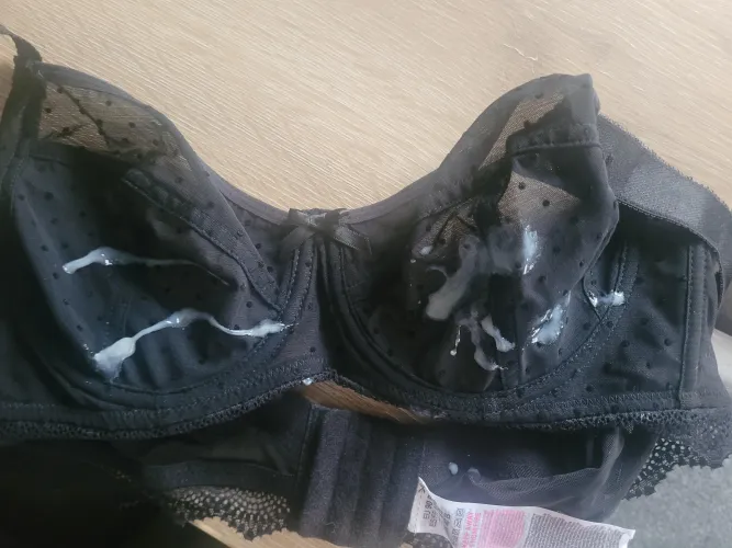 I made a mess of the wife's black spotted bra by Brasareawesome