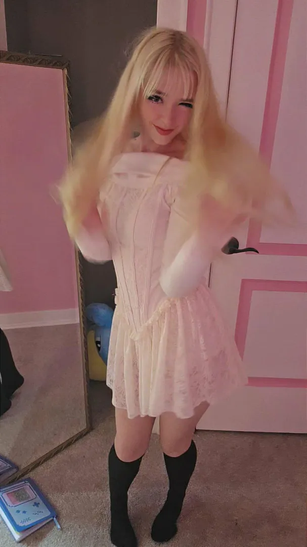 I make the funniest faces when I dance hehe posted by Little_Monster211