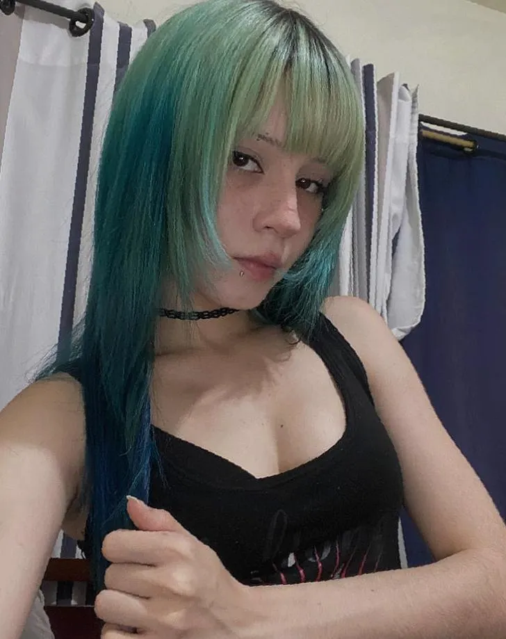 I mean just by my looks, no nude all clothed. Do I have a daily used slut potential? posted by felixinghe