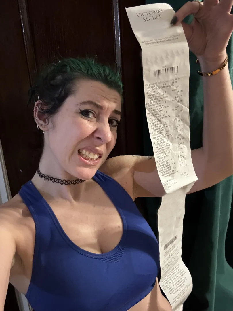 I mean, you KNOW I like them long... posted by sirenskiss3