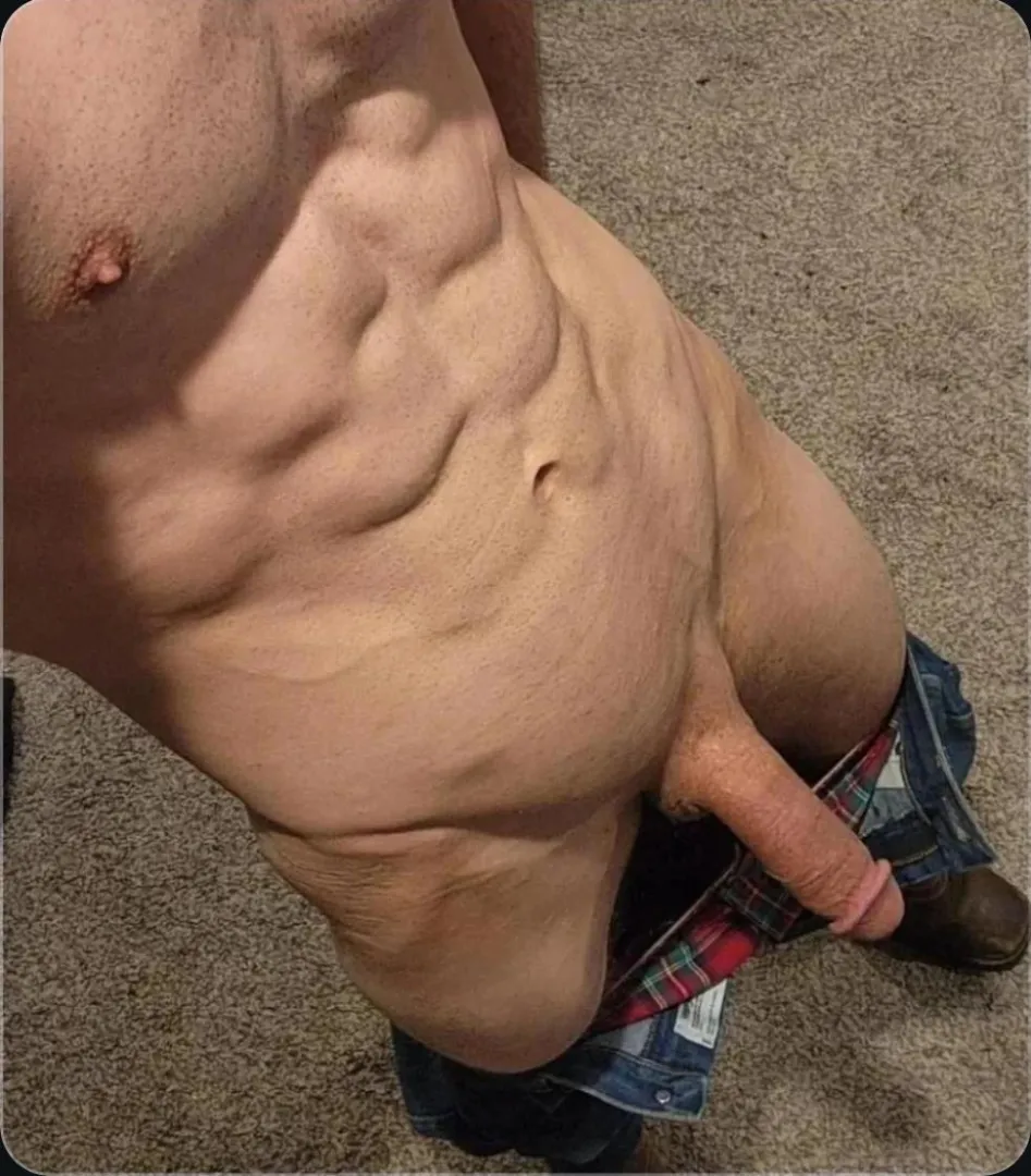 I missed hump day, but hopefully stomach bumps Thursday could work... posted by tommythestallion