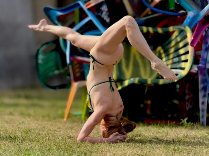 I ❤️ my Headstand Practice  by Elke_Nakedyoga