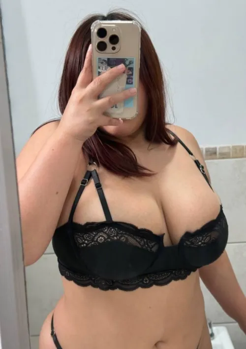 I need a neighbor as horny as I am by Coffeelatte22