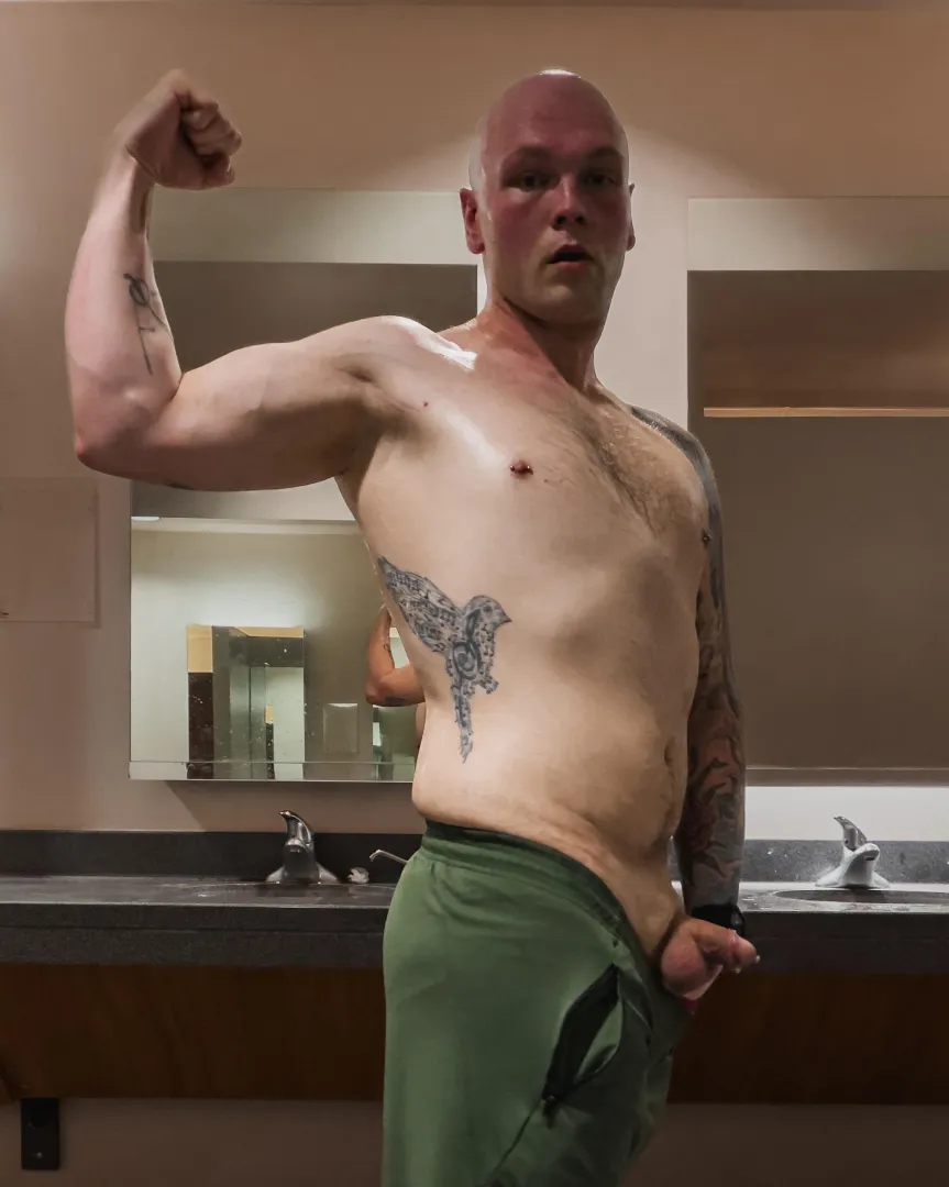 I need a photographer that isn’t me  posted by CoastBackground233