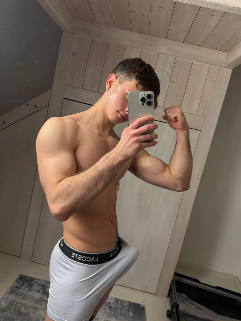 I need a tribute everytime you look at me posted by Flavio_Morino