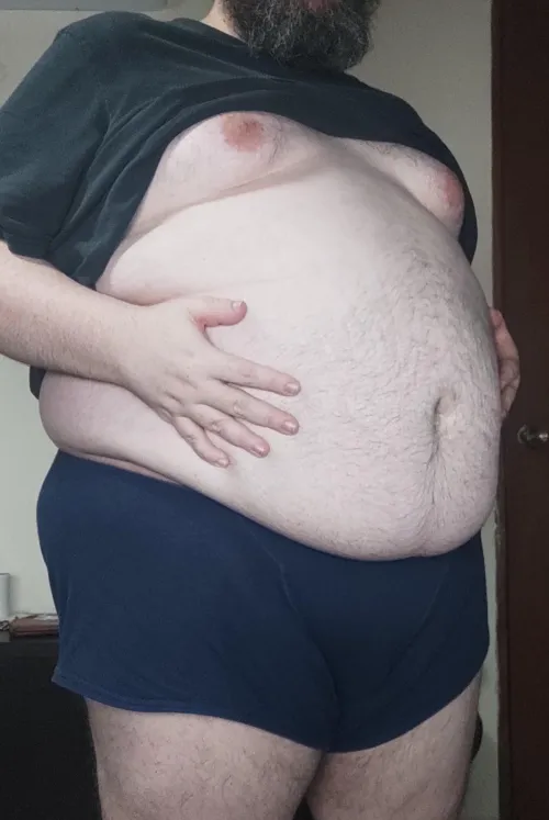 I need fat guys to see me and think 