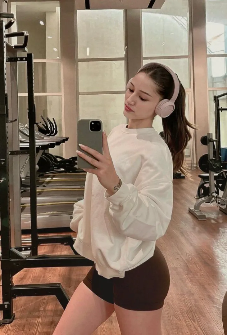 I need someone to eat my asshole posted by WorkingOk5331