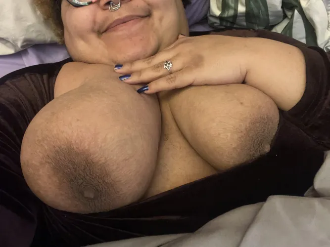 I need someone to suck on these by pearldoesp0rn