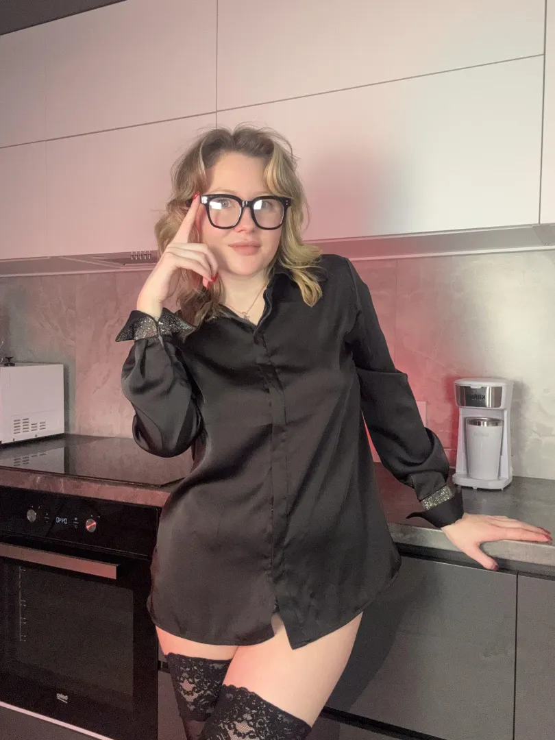 I need someone younger to fuck me posted by migdaliaty