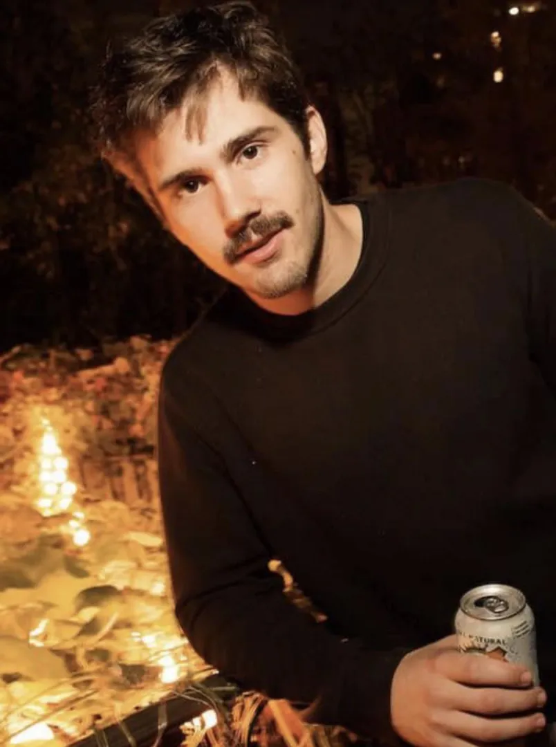 i need to eat him out posted by sadlonelyyogurt