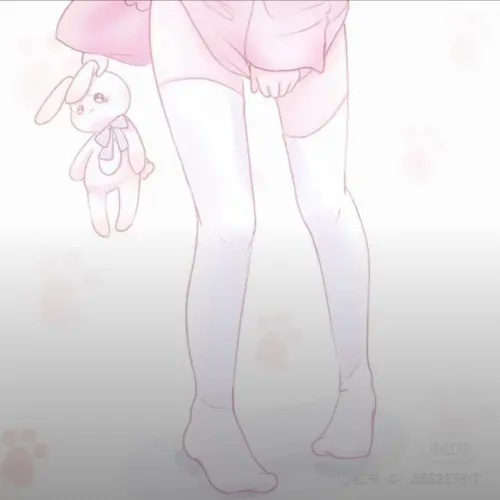 I need wong sockies an big shiwt(* >ω<) by Strawberry_Mochi_Tea