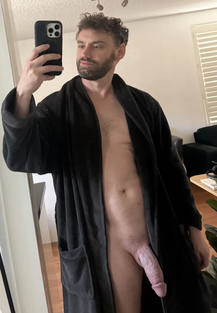 I need you to understand how great it is having a dick this long and thick. posted by alexautumnn