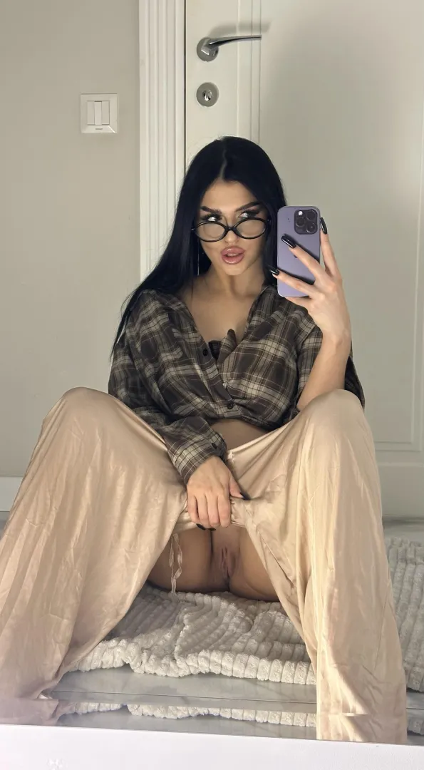 I prefer to go to college without panties posted by SsultryPixelss