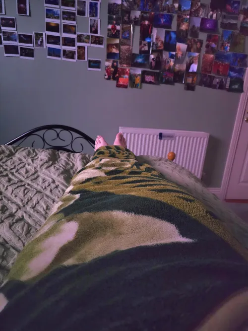 I really want my blanket wrapped body admired by richie74wells