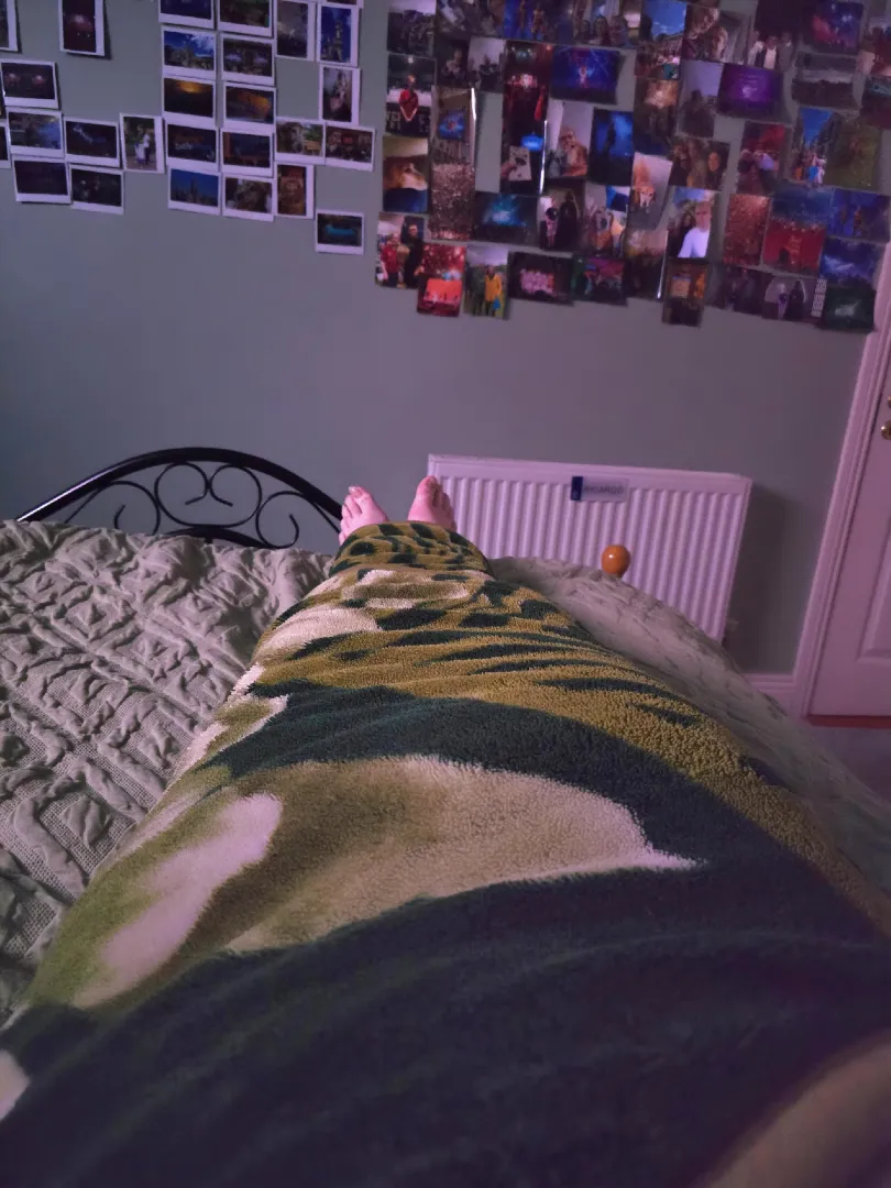 I really want my blanket wrapped body admired posted by richie74wells