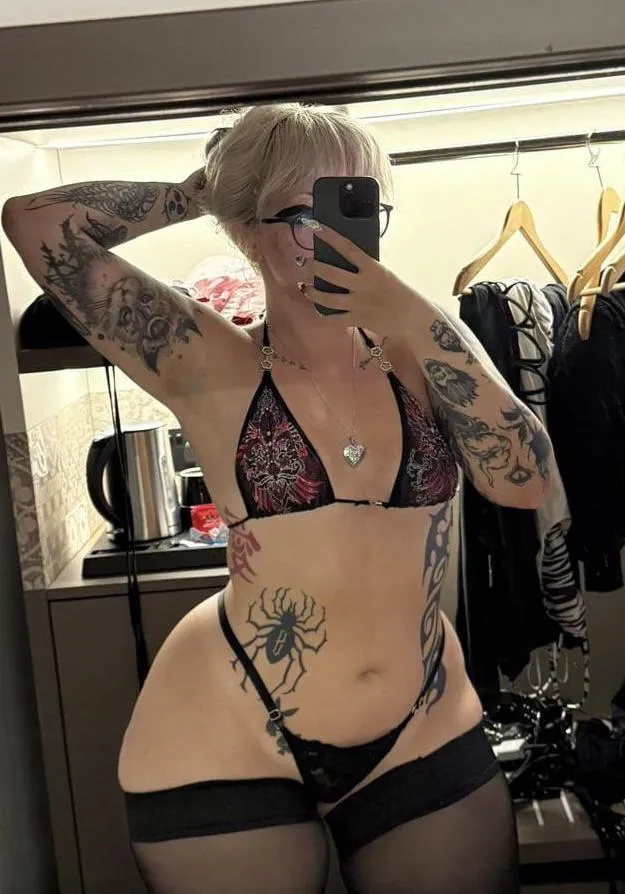 I rly belong here  posted by Chartreuxx_